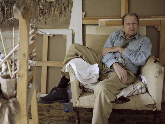 The Painter in his Chair, 2010, © David Dawson courtesy Hazlitt Holland-Hibbert.